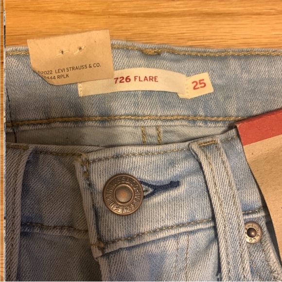 Final Price- Levi’s 726 flare jeans - Picture 2 of 5